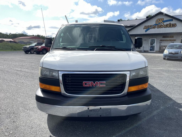 2013 GMC Savana 2500 in Cars & Trucks in Sherbrooke - Image 2