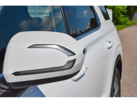 Pre-Owned. Visit us today at Hyundai Pembroke and check out this 2020 Hyundai Palisade Preferred, St... (image 3)