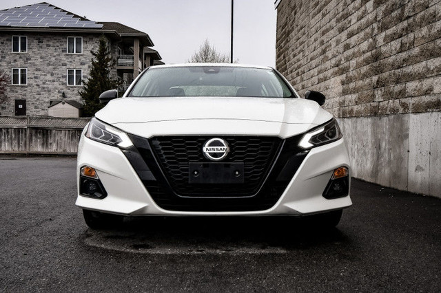 2022 Nissan Altima 2.5 SR MIDNIGHT EDITION in Cars & Trucks in Cornwall - Image 4