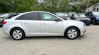 The 2014 Chevrolet Cruze 4dr Sdn 2LS is powered by a 1.8-liter 4-cylinder engine, producing 138 hors... (image 6)