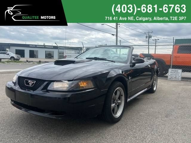 2002 Ford Mustang 2dr Convertible in Cars & Trucks in Calgary