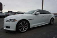 SAFETY INCLUDED ACCIDENT FREE Very Clean Jaguar XJ 3.0L V6 AWD With Automatic Transmission has Camer... (image 2)