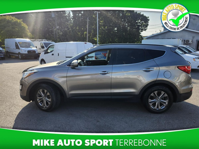 Hyundai Santa Fe Sport 2.4L Luxury 4 portes TI 2015 à vendre dans Autos et camions  à Laval/Rive Nord - Image 3