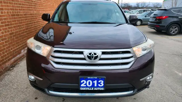 2013 Toyota Highlander 4WD 4dr in Cars & Trucks in Oakville / Halton Region - Image 9