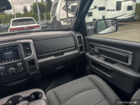 This Ram 1500 Classic boasts a Regular Unleaded V-6 3.6 L/220 engine powering this Automatic transmi... (image 7)