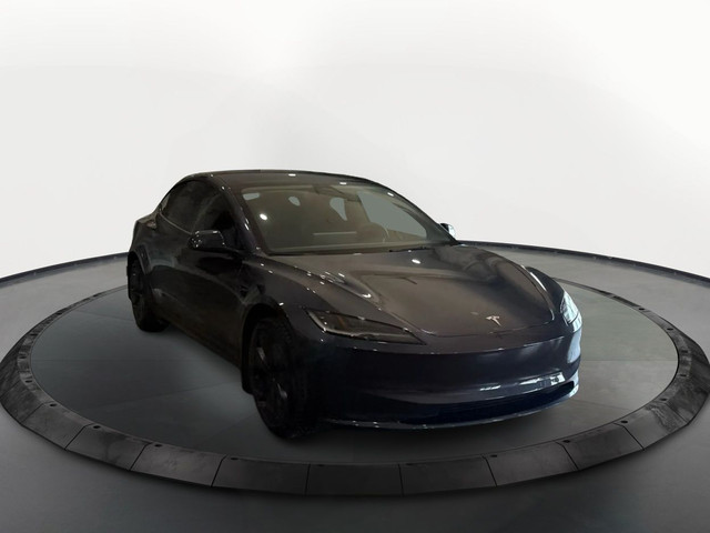 Tesla Model 3 2024 in Cars & Trucks in Markham / York Region - Image 3