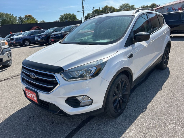  2018 Ford Escape SE, FWD, HEATED CLOTH, BLIND SPOT MONITORS! in Cars & Trucks in London - Image 2