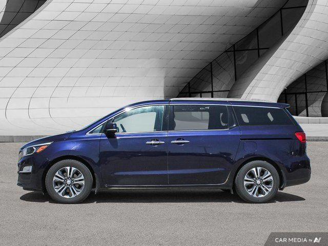 2020 Kia Sedona SX in Cars & Trucks in London - Image 2