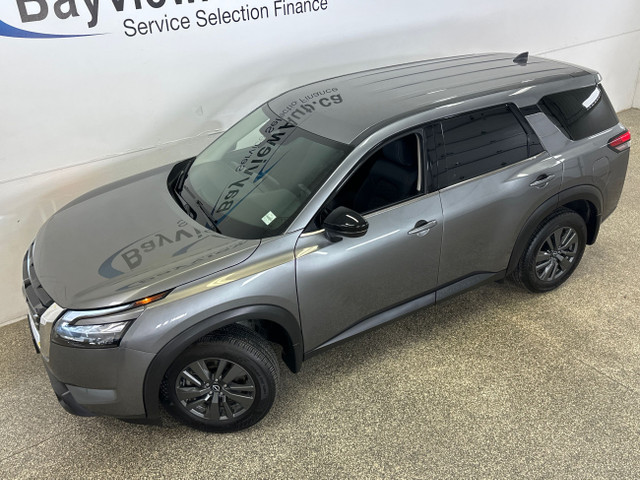 2024 Nissan Pathfinder S S/7 PASSENGER/6800KM/OFF 1 OWNER LEASE! in Cars & Trucks in Belleville - Image 2