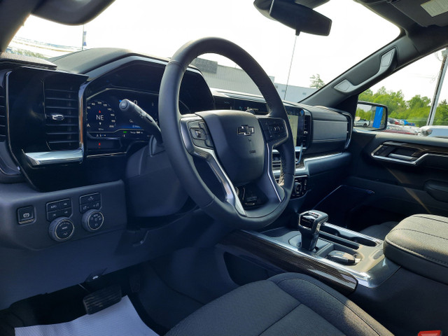 2025 Chevrolet Silverado 1500 LT Trail Boss in Cars & Trucks in Bridgewater - Image 2