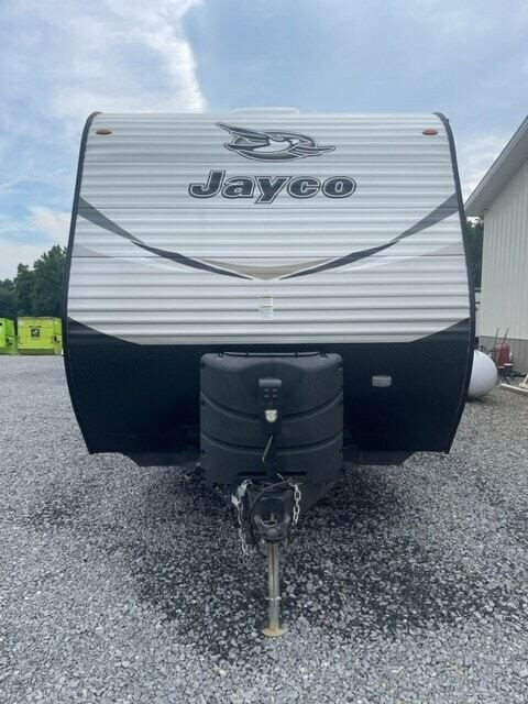 2018 JAYCO JAYFLIGHT 33FT (FINANCING AVAILABLE) in Travel Trailers & Campers in Winnipeg - Image 2