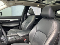 CLEAN CARFAX, Heated Front Seats, Back up Camera, Dual Screen Display, PANORAMIC SUNROOF, Power Tail... (image 7)