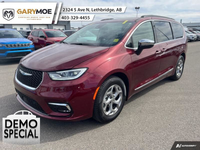 2023 Chrysler Pacifica Limited DEMO SPECIAL!