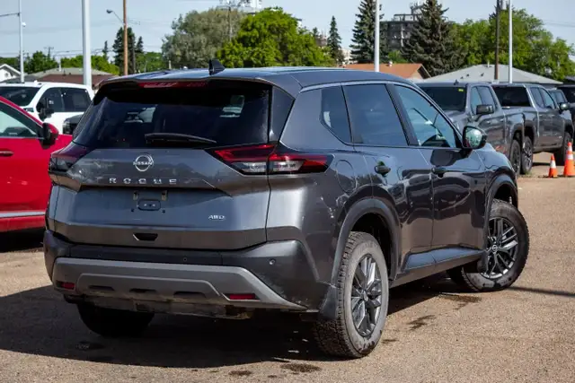 2022 Nissan Rogue S AWD in Cars & Trucks in Edmonton - Image 6