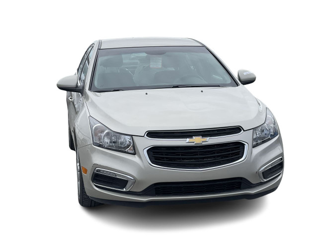 2016 Chevrolet Cruze Limited LT + BLUETOOTH + GROUPE ELECTRIQUE  in Cars & Trucks in City of Montréal - Image 2