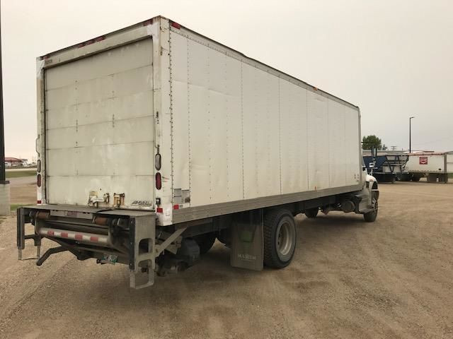 2019 International 4300 4x2, Used Dry Van in Heavy Trucks in Regina - Image 4