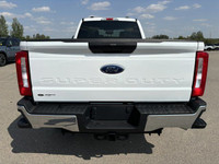 ENGINE: 7.3L 2V DEVCT NA PFI V8 GAS (STD),Locking/Limited Slip Differential,Four Wheel Drive,Locking... (image 6)