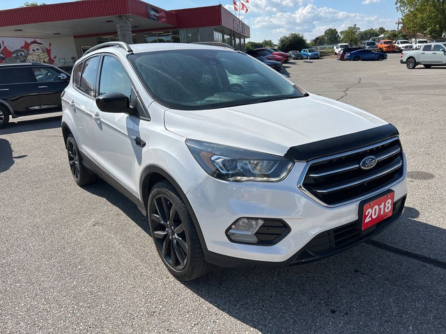  2018 Ford Escape SE, FWD, HEATED CLOTH, BLIND SPOT MONITORS! in Cars & Trucks in London - Image 4