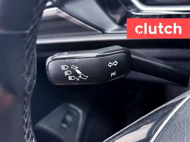 2019 Volkswagen Jetta Highline w/ Apple CarPlay, Heated Front Se in Cars & Trucks in City of Toronto - Image 29