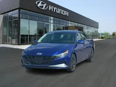 The 2021 Hyundai Elantra Hybrid Ultimate offers a seamless combination of fuel efficiency, advanced...