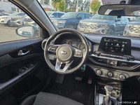 This Kia Forte delivers a Regular Unleaded I-4 2.0 L/122 engine powering this Variable transmission.... (image 8)