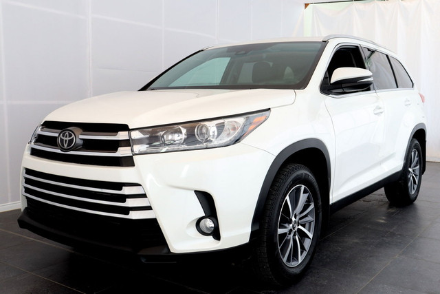 2019 Toyota Highlander XLE, A/C, TOIT, TSS-P, CAM RECUL, BLUETOO in Cars & Trucks in City of Montréal - Image 2