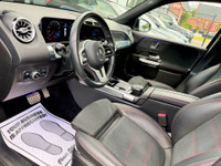 GLB 250 4MATIC - Premium Package - AMG Sport Package - Black Open Pore Wood Trim - Cosmos Black Meta... (image 7)