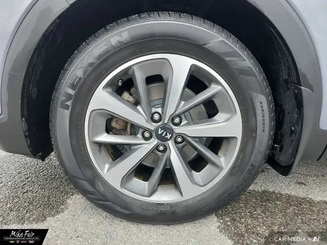 2020 Kia Sorento 3.3L EX in Cars & Trucks in Ottawa - Image 7