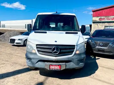 2014 Mercedes Benz sprinter 2500 with 222914 km with White exterior with gray interior ,Ideal vehicl...