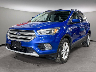 2017 Ford Escape SE 4WD w/ Heated Seats, Apple Car Play and Andr