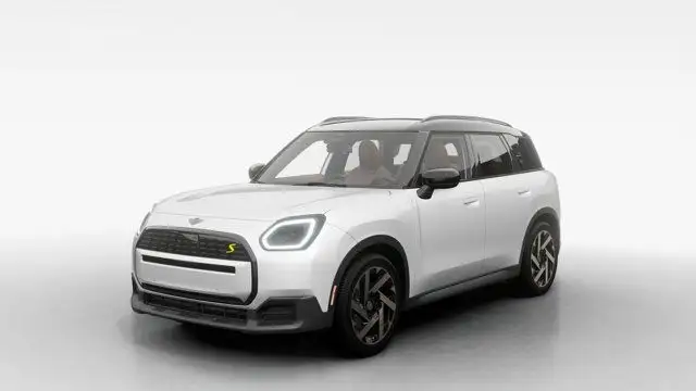 2025 MINI Countryman SE ALL4 | Premier | Style Favoured in Cars & Trucks in City of Montréal - Image 2