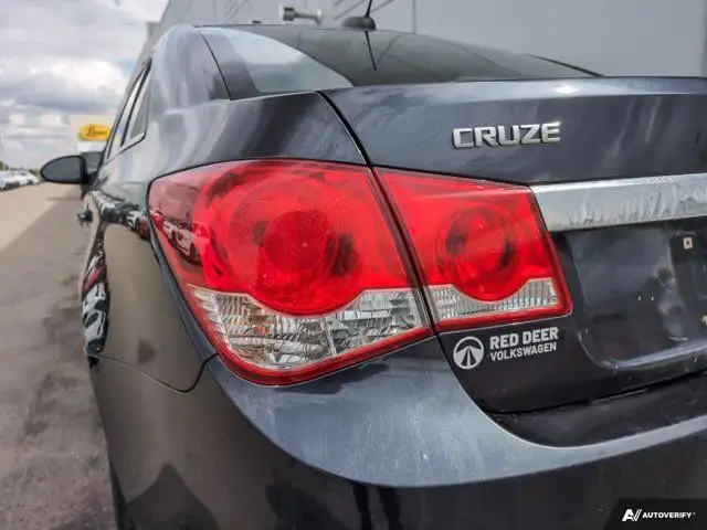 2016 Chevrolet Cruze Limited LT | AS-TRADED - MECHANIC SPECIAL in Cars & Trucks in Red Deer - Image 12