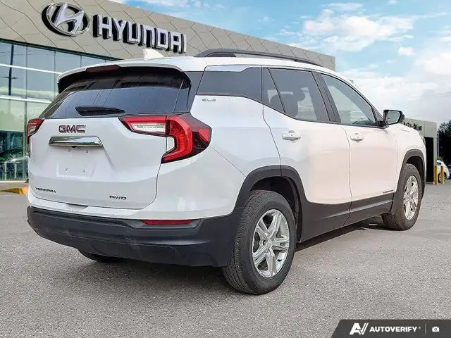 2023 GMC Terrain SLE | Remote Start | Heated Seats | Bluetooth in Cars & Trucks in Prince George - Image 6