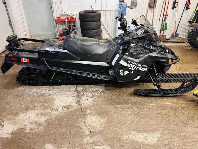 2017 Ski-Doo Expedition Extreme 800R in Snowmobiles in Ottawa - Image 2