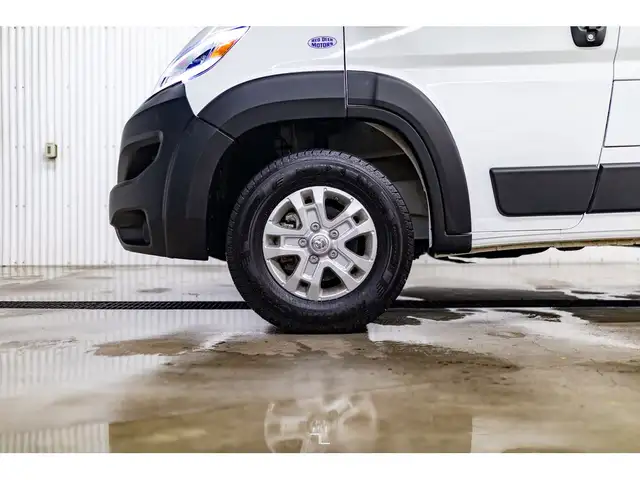 2024 Ram ProMaster Cargo Van 2500 SLT Extended High Roof Cargo V in Cars & Trucks in Red Deer - Image 26
