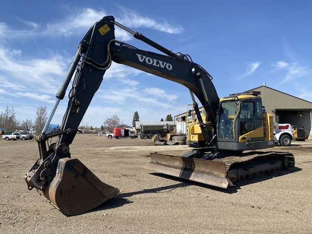 2014 Volvo ECR235DL Excavator N/A in Heavy Equipment in Regina - Image 3