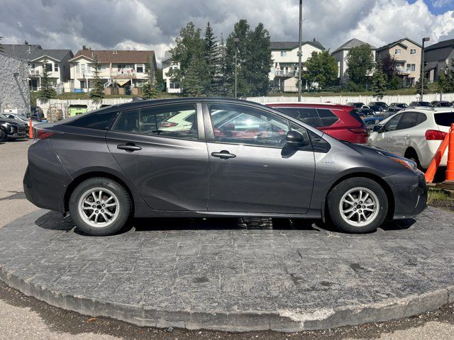 2017 Toyota Prius Technology | 1Owner | 2 Sets of Tires in Cars & Trucks in Calgary - Image 3