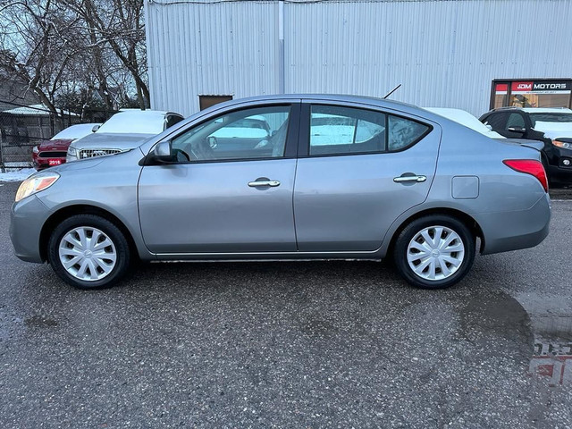2014 Nissan Versa S in Cars & Trucks in Markham / York Region - Image 2