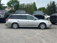 See Dealer Website for Details. Engine: 2.5L SOHC SMPI 16-valve horizontally-opposed 4-cyl (image 5)
