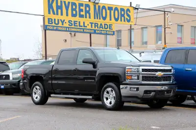 2014 Chevrolet Silverado 1500 LT 4X4 Z71 Crew 5.3L 8-Cylinder with 303,389km. Nice Rims and running...
