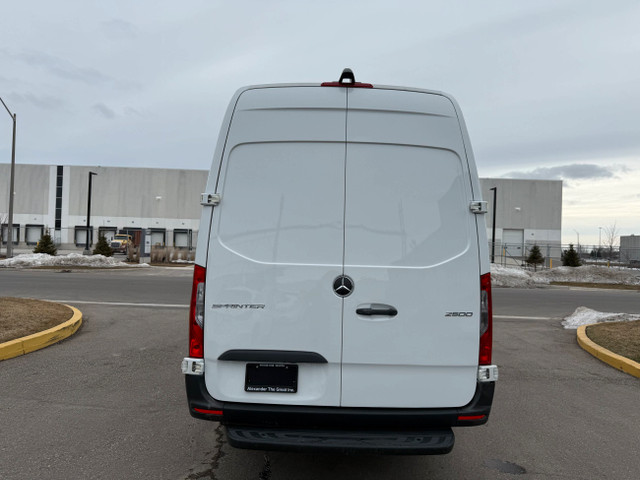 2019 Mercedes-Benz Sprinter Cargo Van MERCEDES Sprinter 2500 - C in Cars & Trucks in Oakville / Halton Region - Image 4