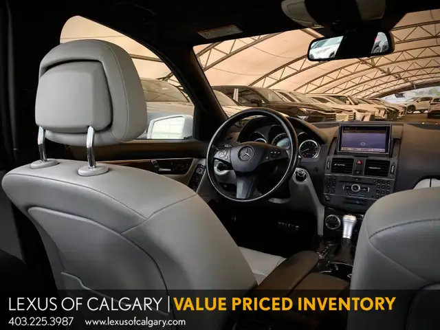 2010 Mercedes-Benz C-Class in Cars & Trucks in Calgary - Image 21