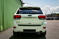This 2021 Jeep Grand Cherokee is for sale today. This SUV has 58,934 kms. It's bright white in colou... (image 4)