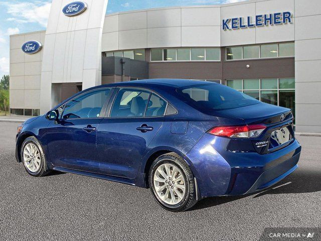 2022 Toyota Corolla LE | Moonroof | Android Auto | Htd Front in Cars & Trucks in Brandon - Image 3