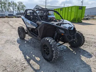 2024 Can-Am Maverick X3 RS Turbo Catalyst GrayTRIPLE-CYLINDER ENGINE 200 HORSEPOWER ROTAX ACE TURBO...