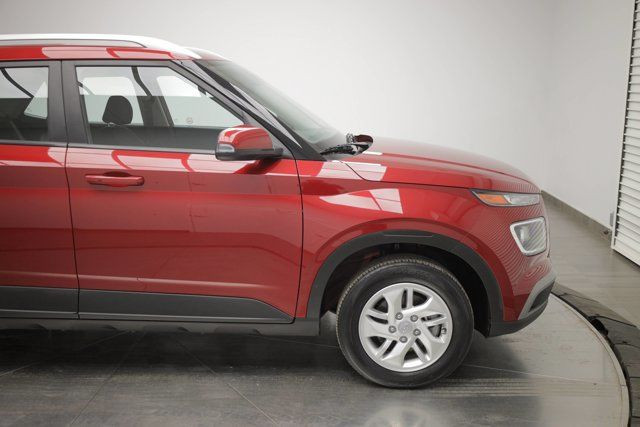 2023 Hyundai Venue Preferred in Cars & Trucks in Calgary - Image 2