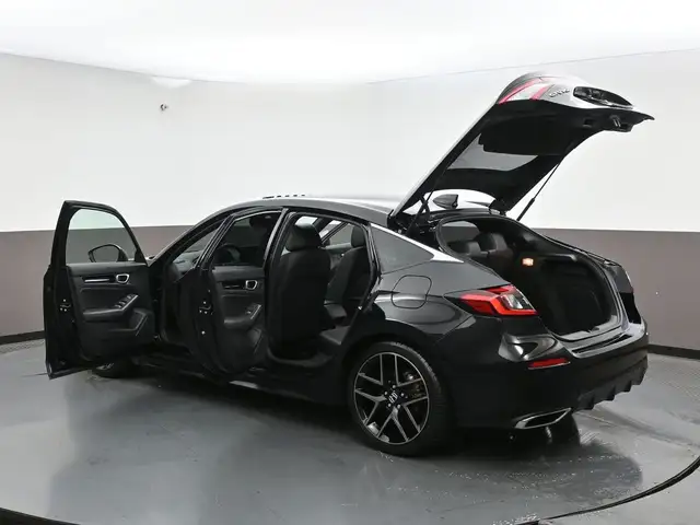 2024 Honda Civic One Owner & Fully Certified Sport Touring, Leat in Cars & Trucks in City of Halifax - Image 56