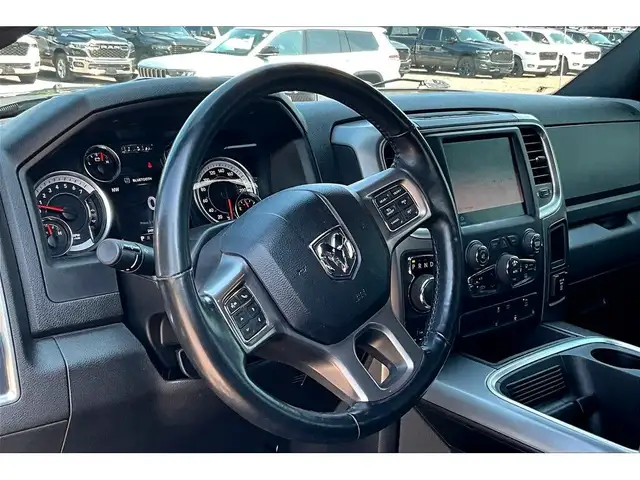 2022 Ram 1500 Classic Warlock Crew V8 | All Terrain Pkg | Alpine in Cars & Trucks in Mississauga / Peel Region - Image 14