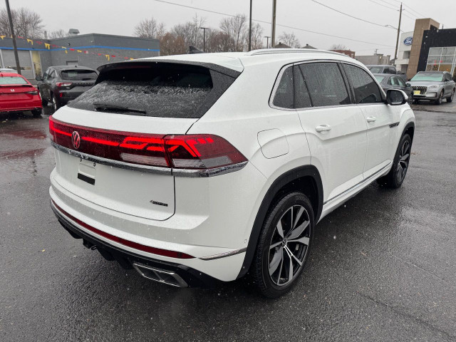 2024 Volkswagen Atlas Cross Sport Execline in Cars & Trucks in Cornwall - Image 3