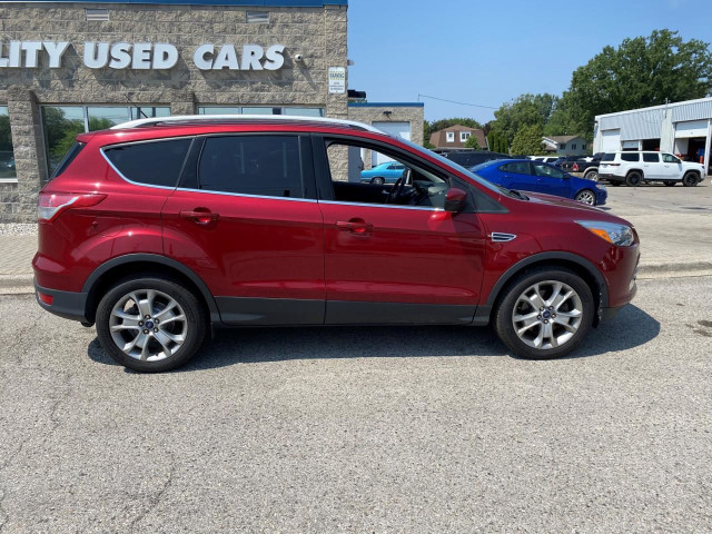 2015 Ford Escape Titanium in Cars & Trucks in Sarnia - Image 2